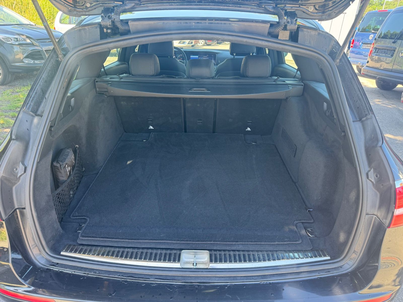 Mercedes-Benz E 400 E T-Modell 4Matic*MltibmLED*360KAM*PANO* — photo 13