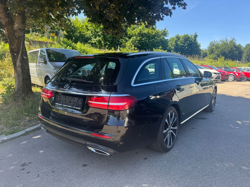Mercedes-Benz E 400 E T-Modell 4Matic*MltibmLED*360KAM*PANO* — photo 5