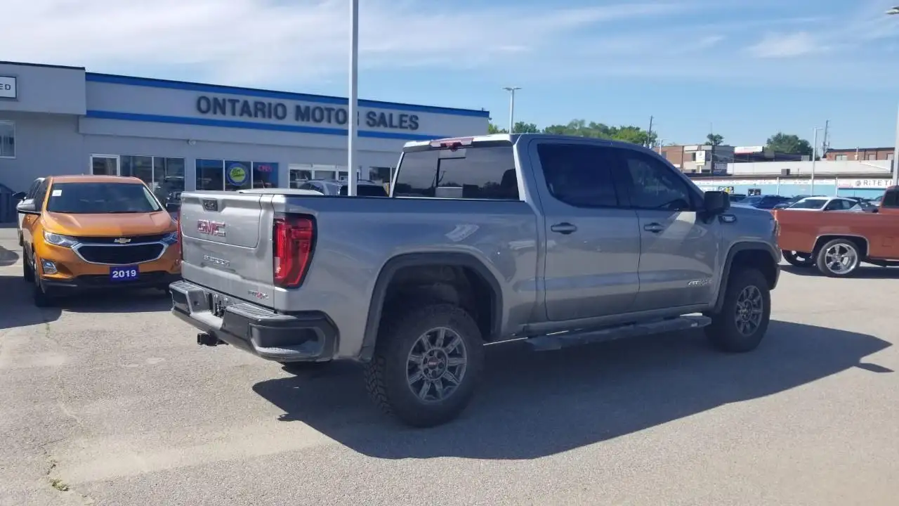 GMC Sierra 1500 снимка GMC Sierra 1500