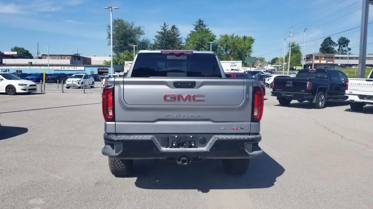 GMC Sierra 1500 снимка GMC Sierra 1500