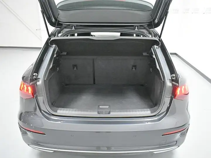 Audi A3 2022, foto 28