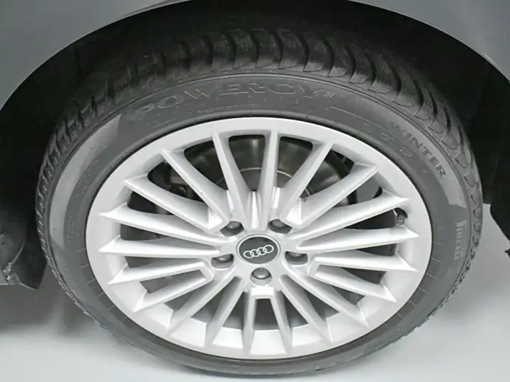 Audi A3 2022, foto 6