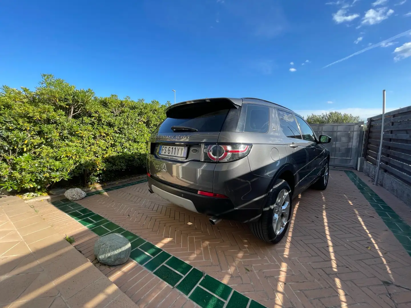 Land Rover Discovery Sport 2..0 HSE awd 150cv auto - 2