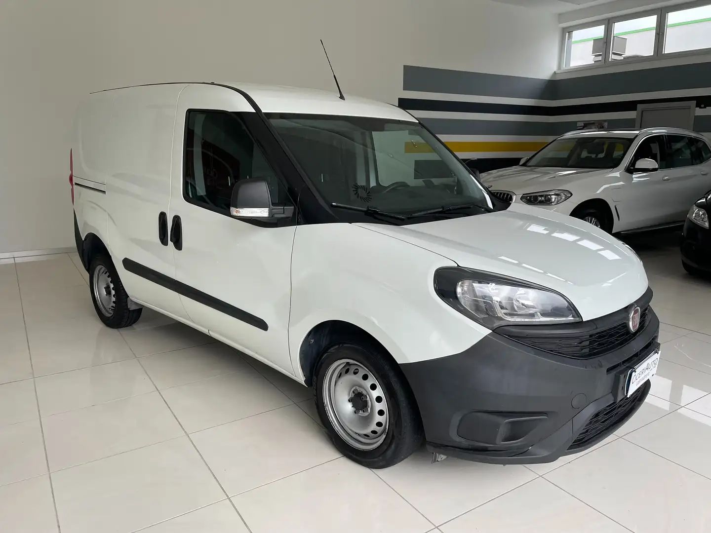 Fiat Doblo Cargo1.6 mjt  105cv Blanc - 1