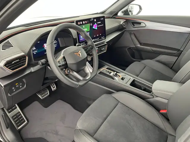 Cupra Formentor view 8