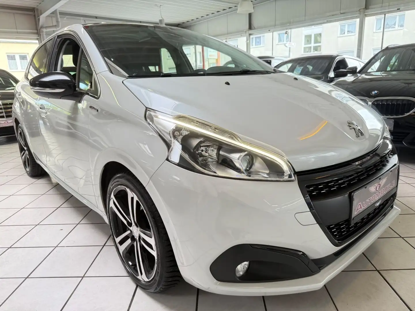 Peugeot 208 Allure GT Line PANORAMA NAVI LED 1-HAND Blanco - 2