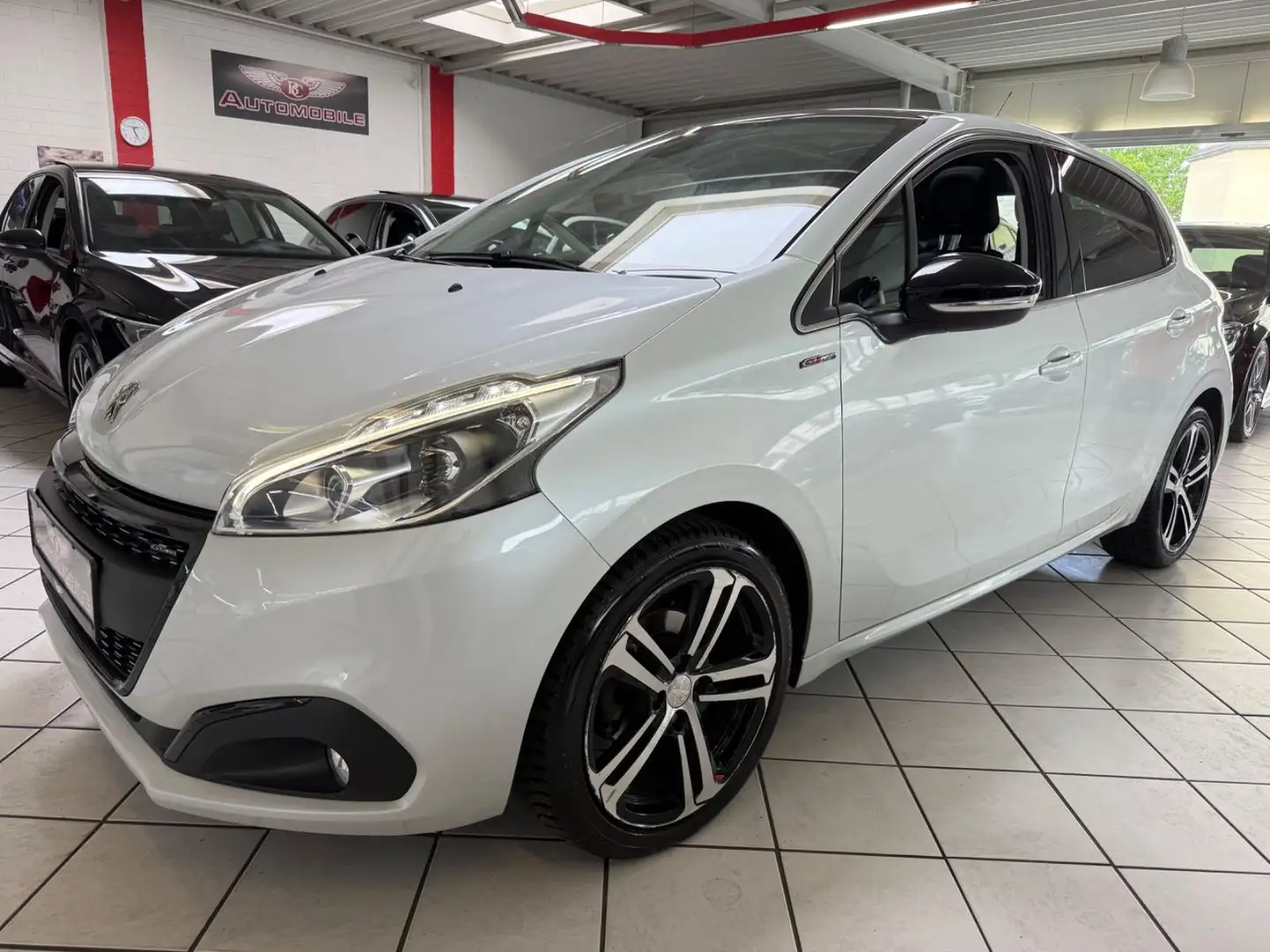Peugeot 208 Allure GT Line PANORAMA NAVI LED 1-HAND Blanco - 1