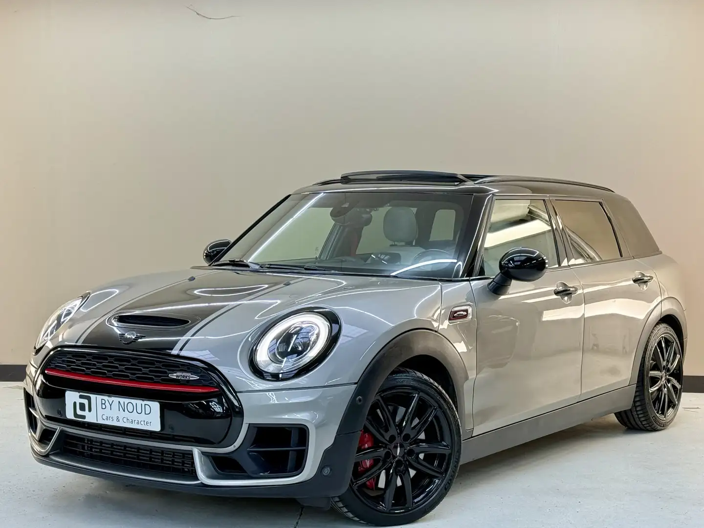 MINI John Cooper Works Clubman Mini 2.0 ALL4 Chili, 230Pk, 2017, Volledig leder, Grau - 1