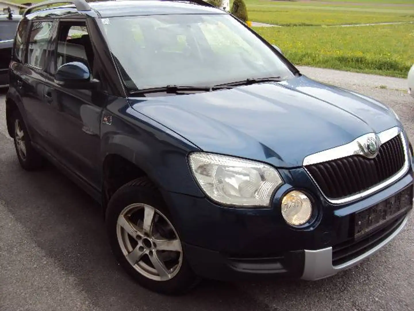 Skoda Yeti Yeti Active 2,0 TDI Active Blau - 2