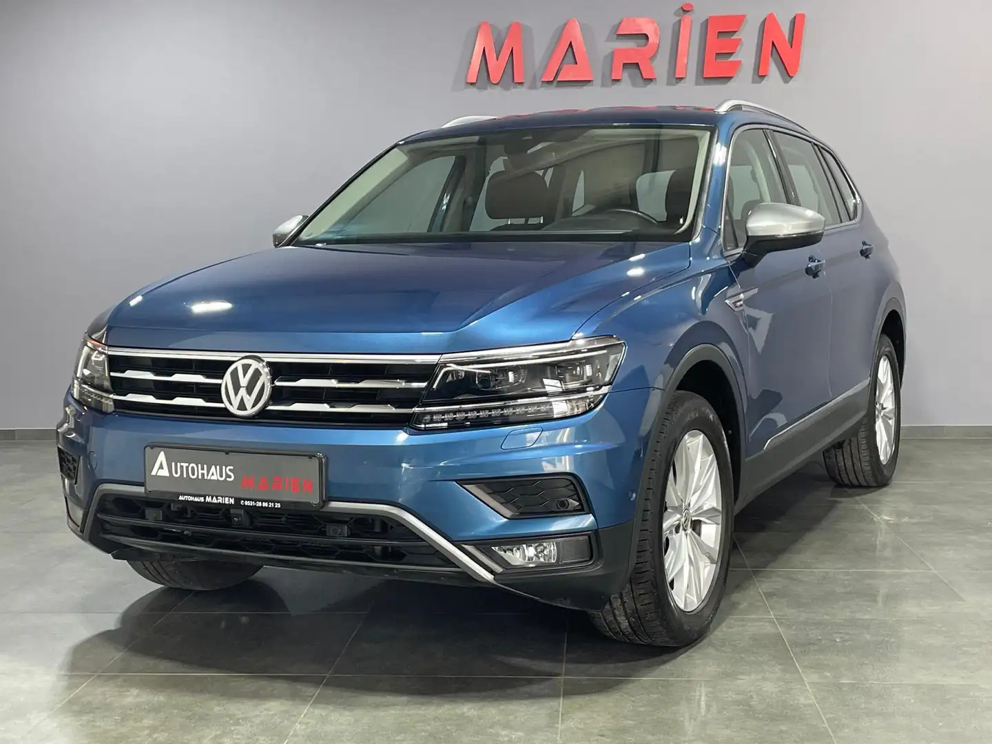 Volkswagen Tiguan Allspace 2.0 TDI DSG Highline 4M*7 SITZER Azul - 1