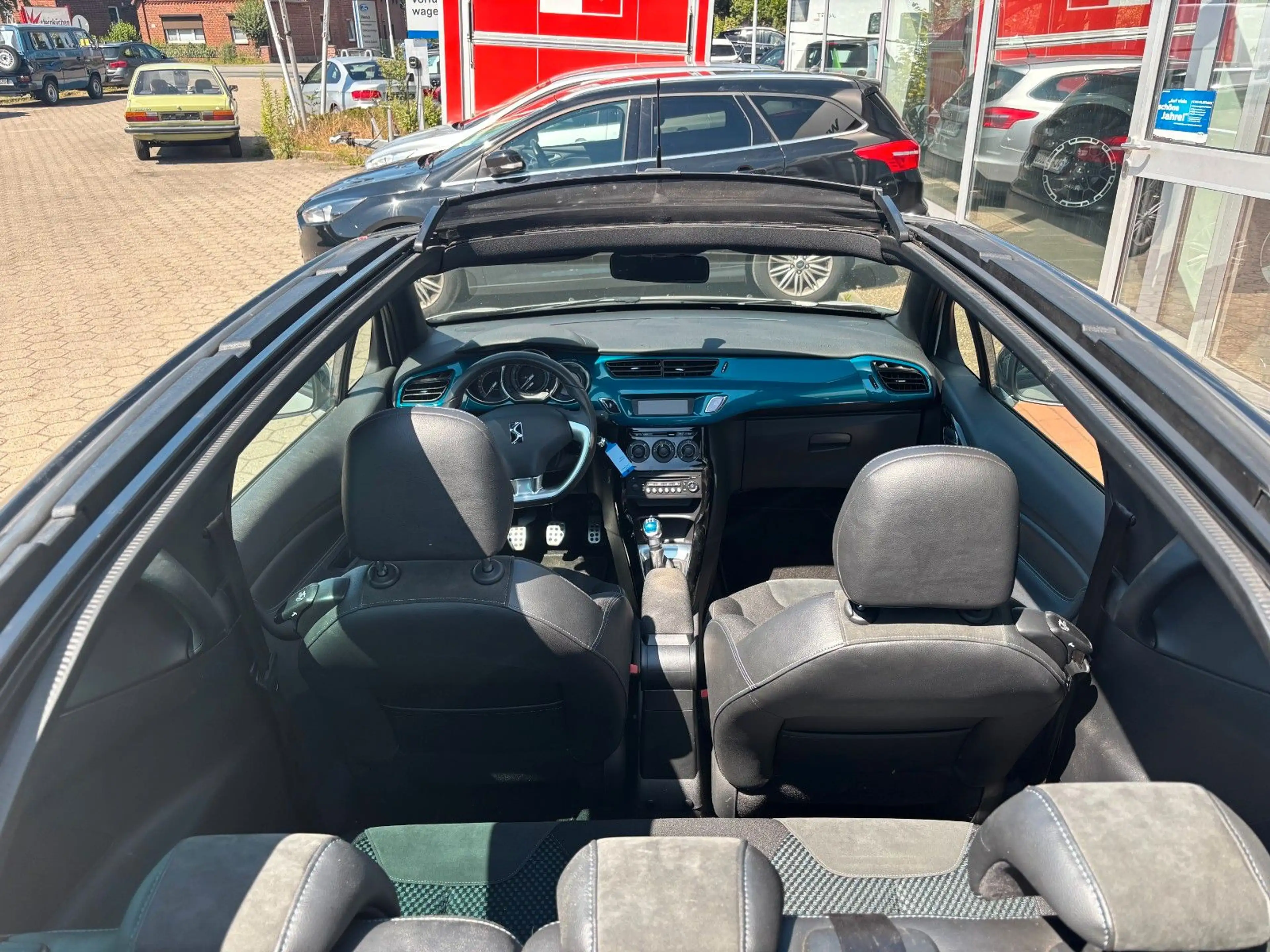 DS Automobiles DS 3 1,2 Cabrio So Chic*3.HAND*KLIMA*HU NEU*38TKM — photo 9
