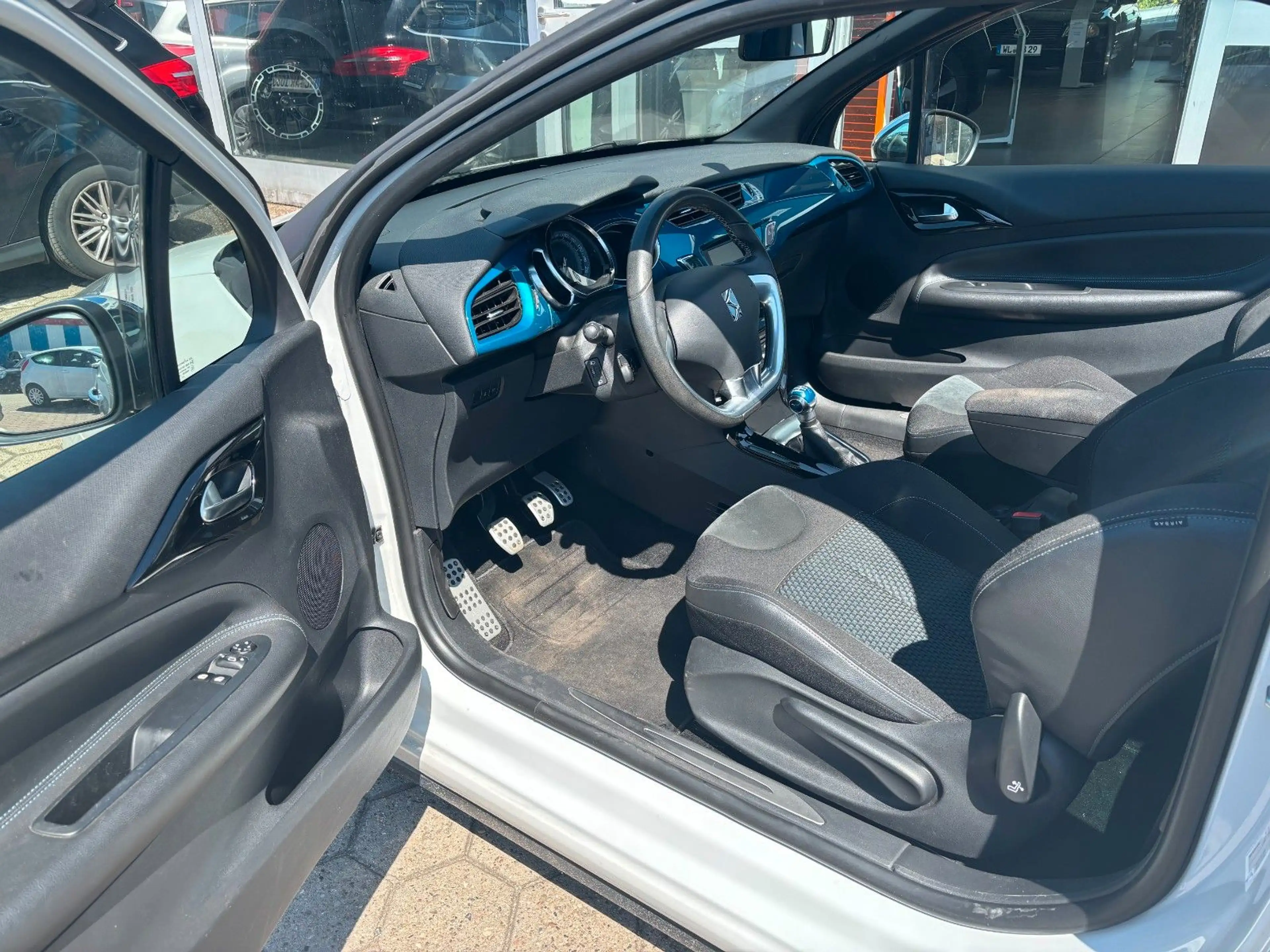 DS Automobiles DS 3 1,2 Cabrio So Chic*3.HAND*KLIMA*HU NEU*38TKM — photo 10