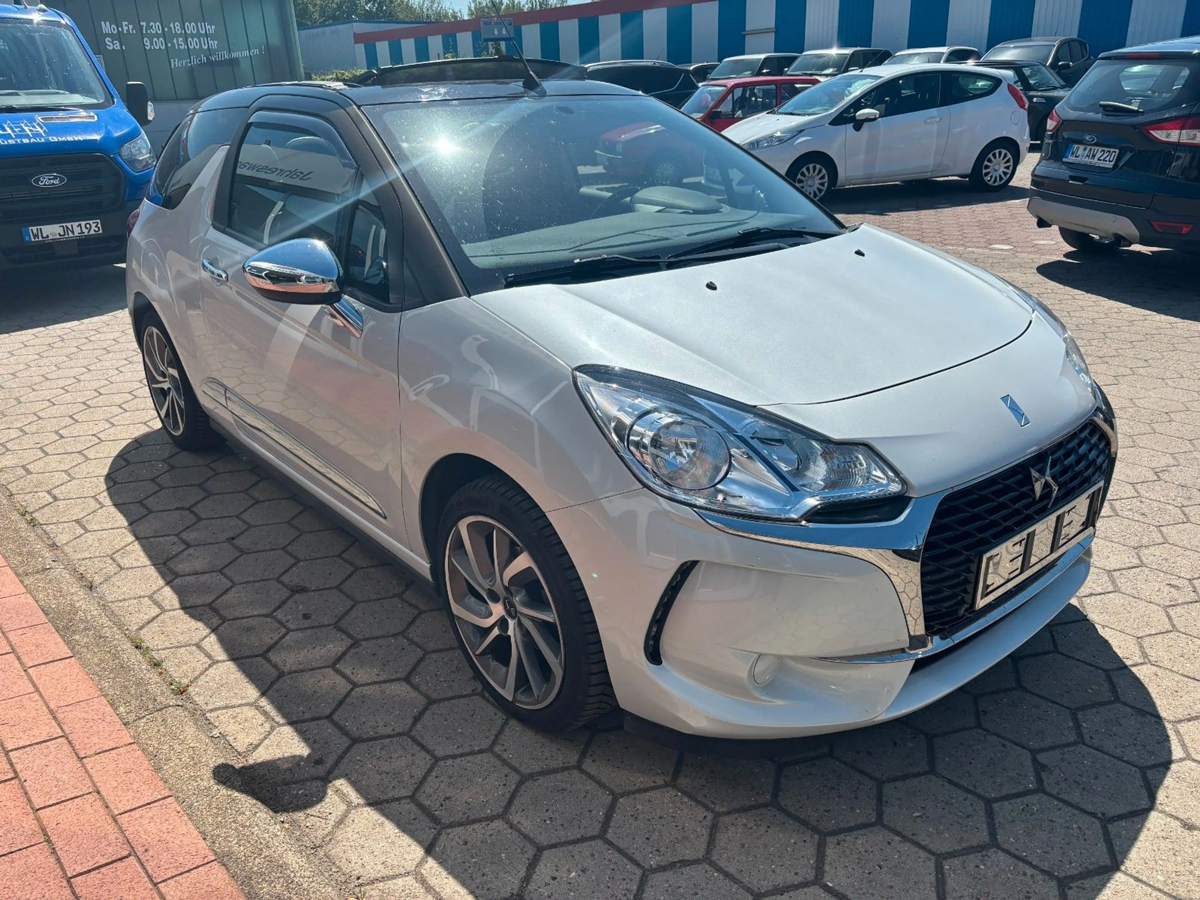 DS Automobiles DS 3 1,2 Cabrio So Chic*3.HAND*KLIMA*HU NEU*38TKM — photo 4
