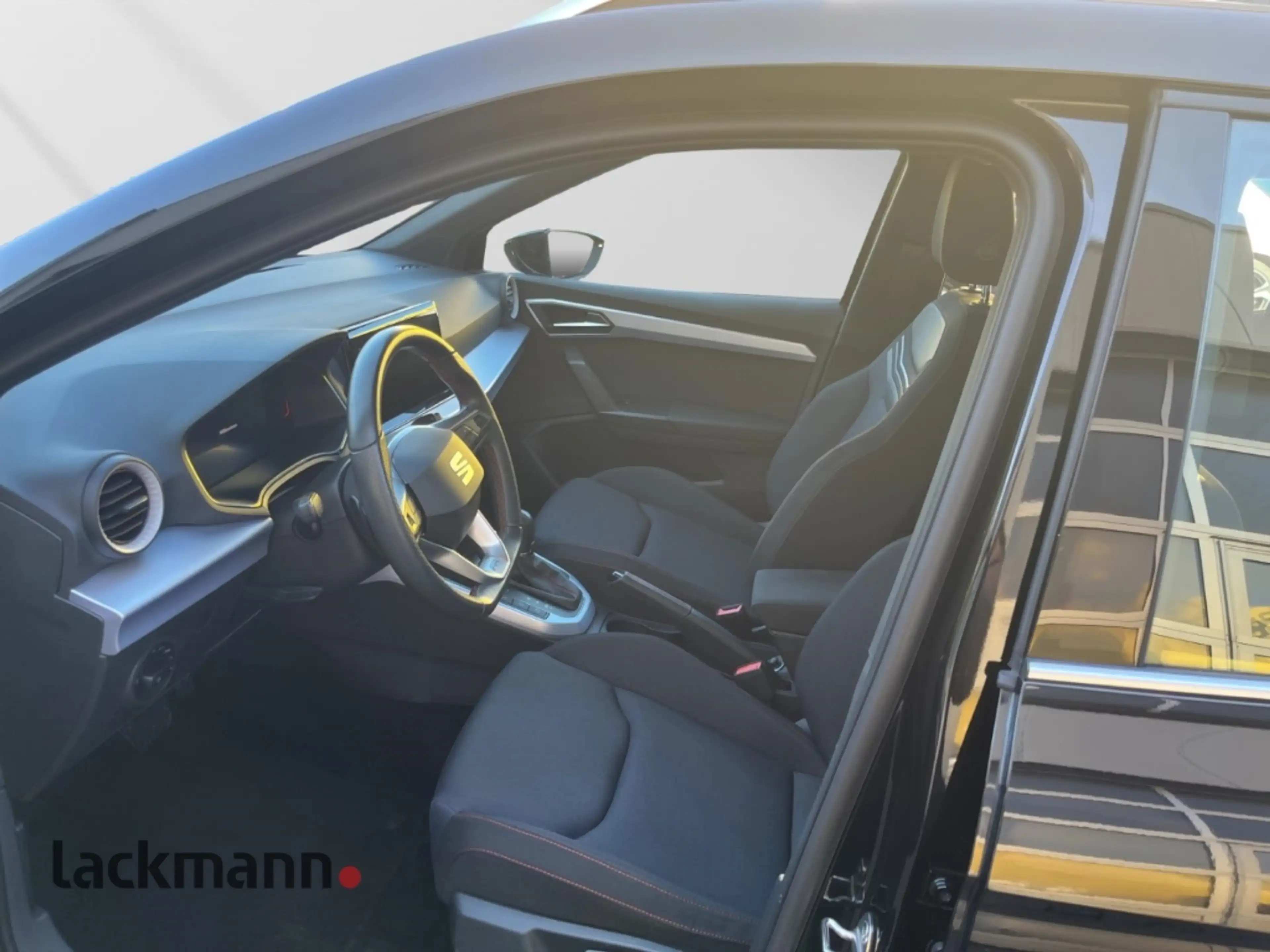 SEAT Arona 1.0 FR*Navi*LED*ACC*CarPlay*Winter* — photo 9