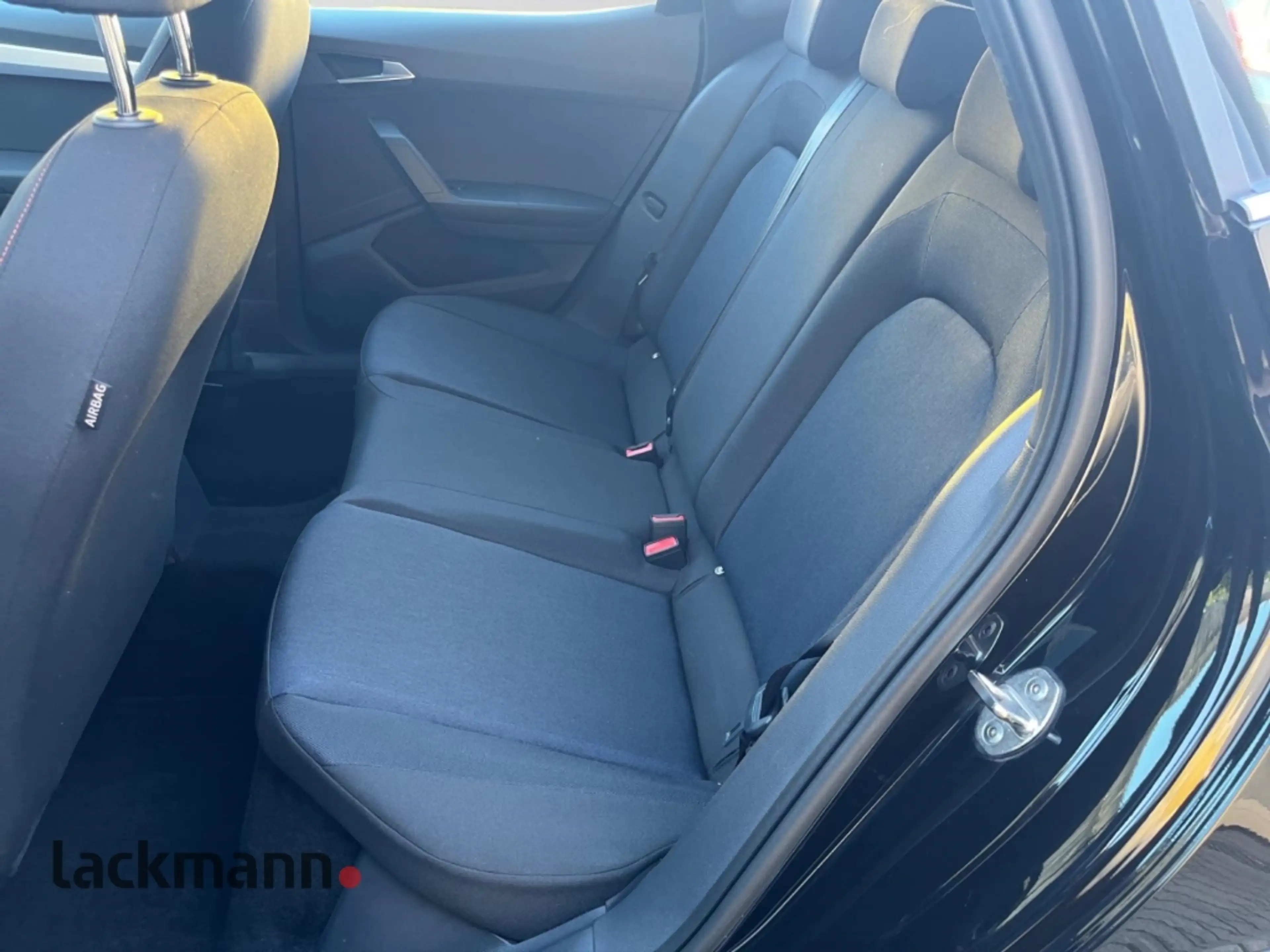 SEAT Arona 1.0 FR*Navi*LED*ACC*CarPlay*Winter* — photo 10
