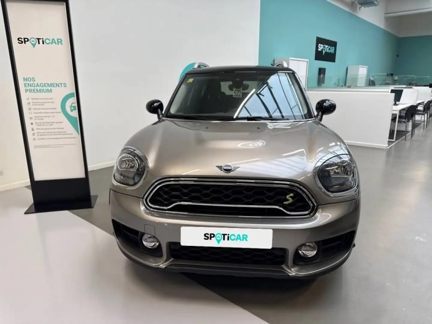 MINI 2 ALL4 AT Cooper S E Beige - 2