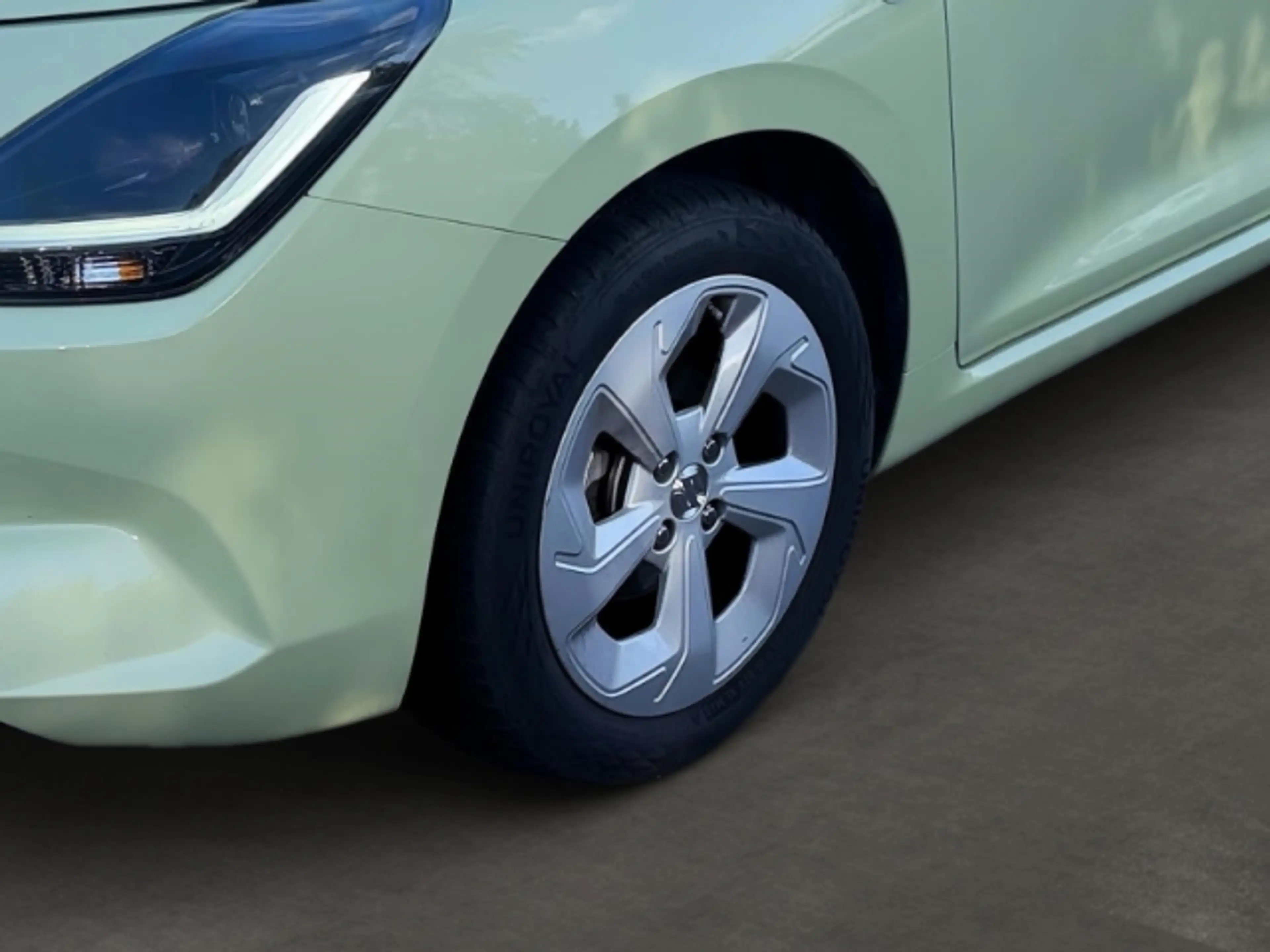 Suzuki Swift Comfort 1.2 5MT Hybrid Comfort(60 W 81PS)/DAB/MP3/ — photo 8
