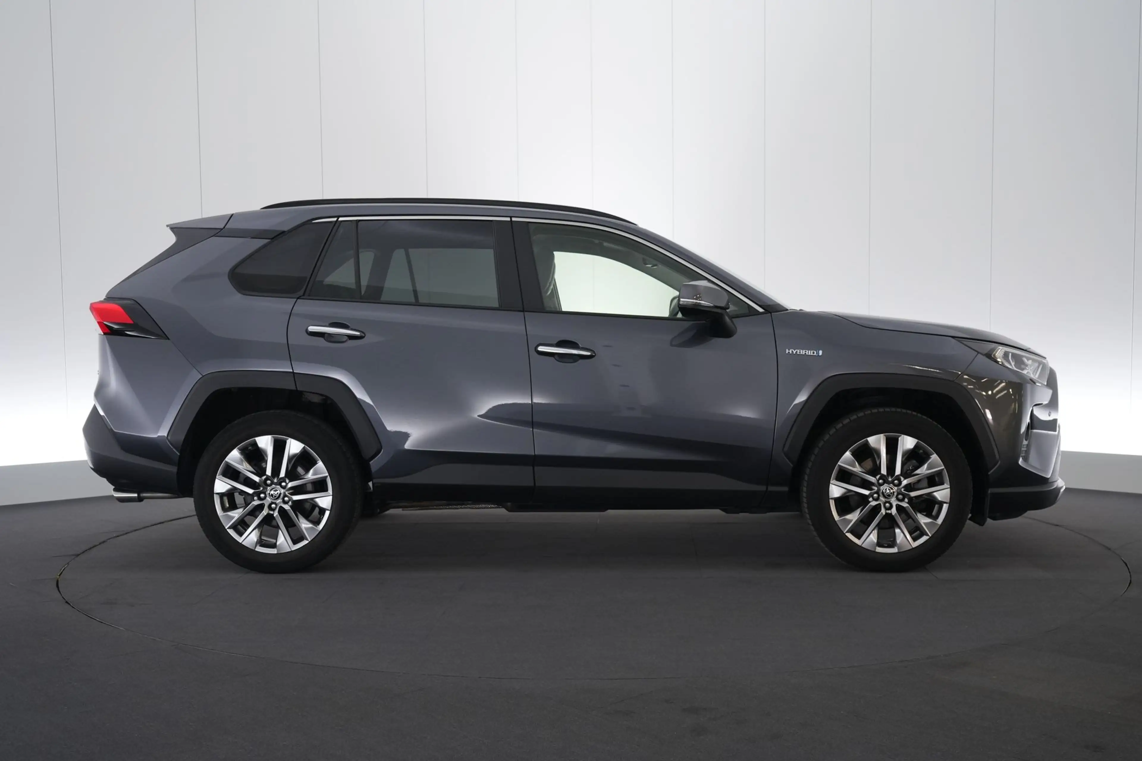 Toyota RAV 4 2.5 HEV Premium Plus CVT LEDER/CUIR LED GPS PDC CA — photo 5