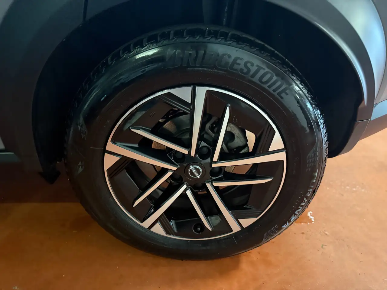 Nissan Juke Juke 1.0 dig-t N-Connecta 114cv VARIE UNITà 18