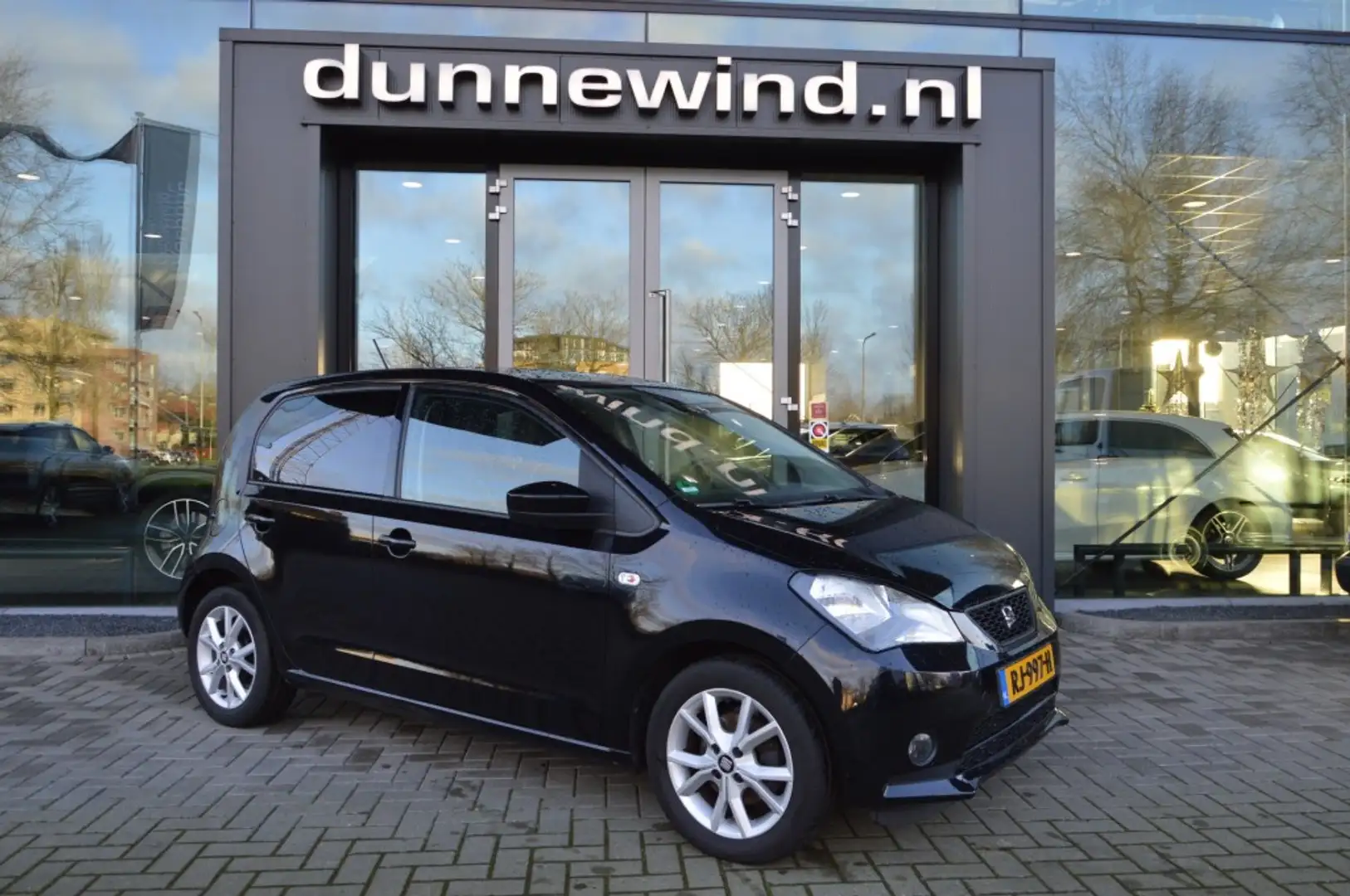 SEAT Mii 1.0 SPORT Intense Zwart - 2