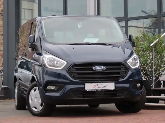 Ford Transit Custom 320 L1H1 VA 8 Sitze Nur 15.330 km
