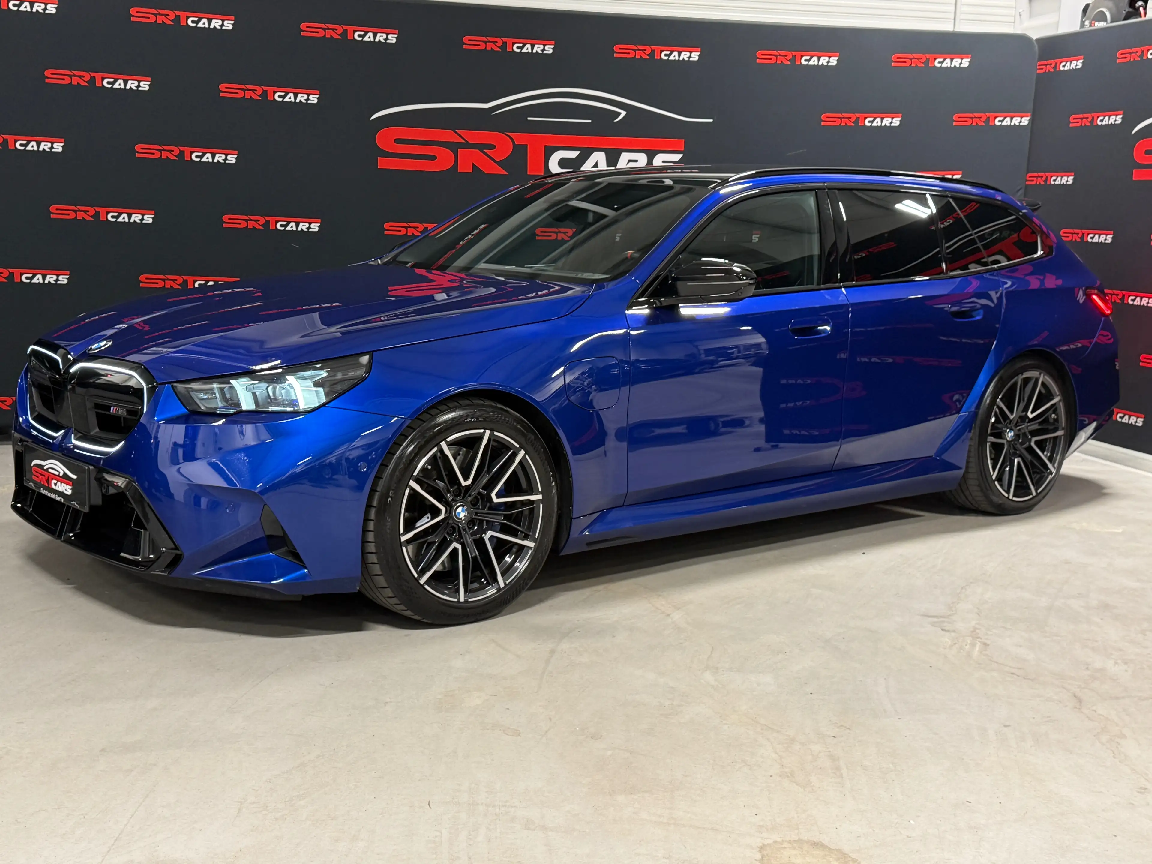 BMW M5 M5 Touring *HeadUp*Pano*M DriversPackage*Keyless