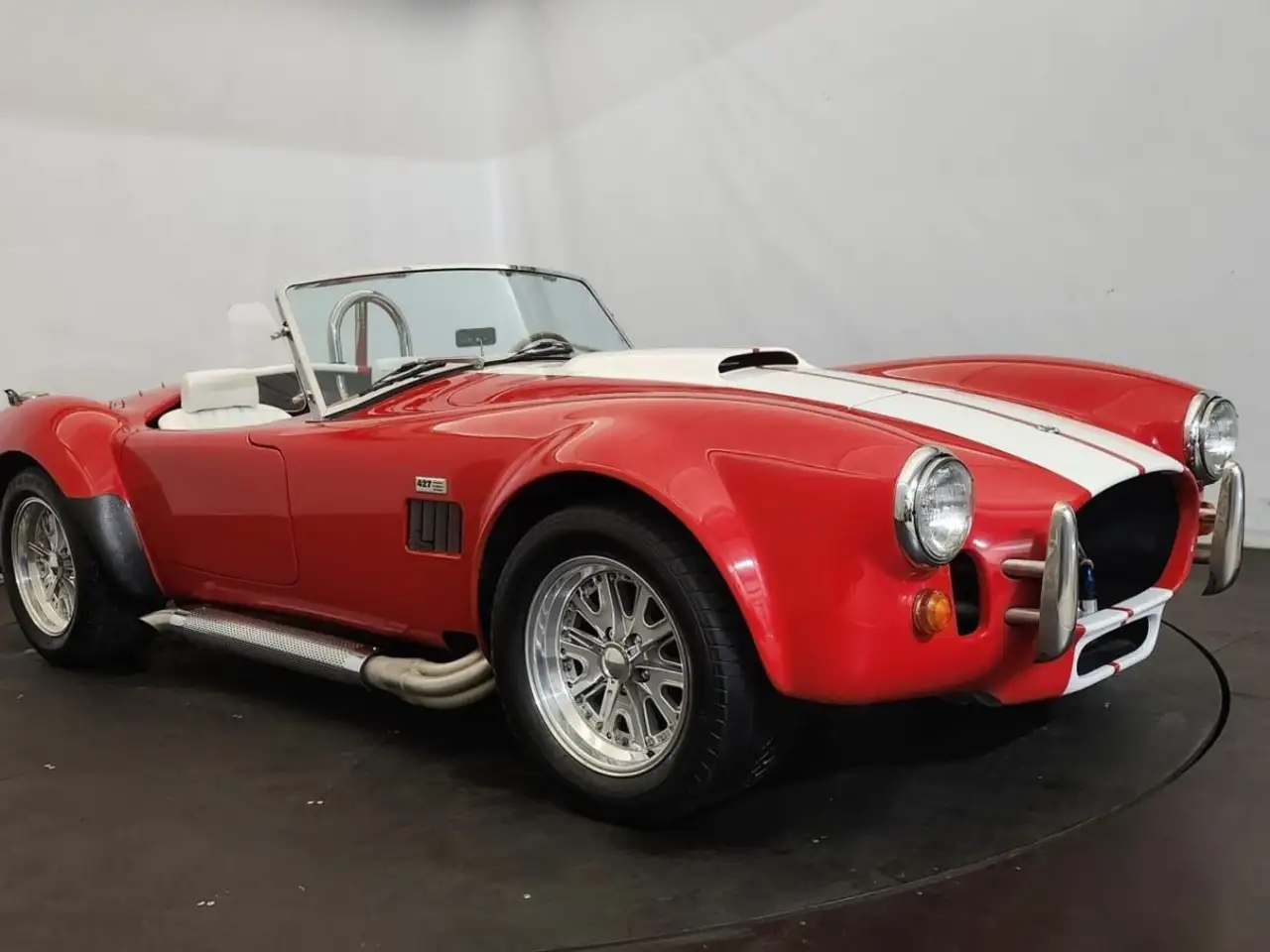 AC Cobra 427, foto 1