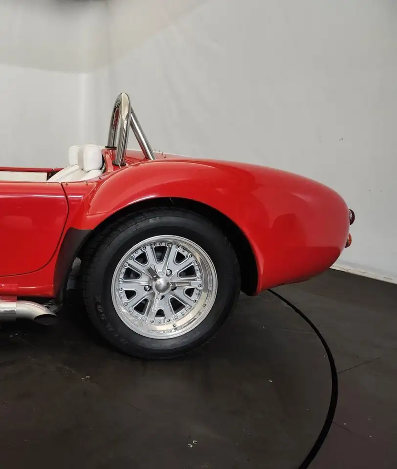 AC Cobra 427, foto 11