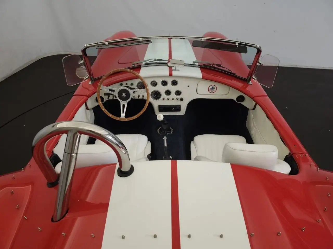 AC Cobra 427, foto 5