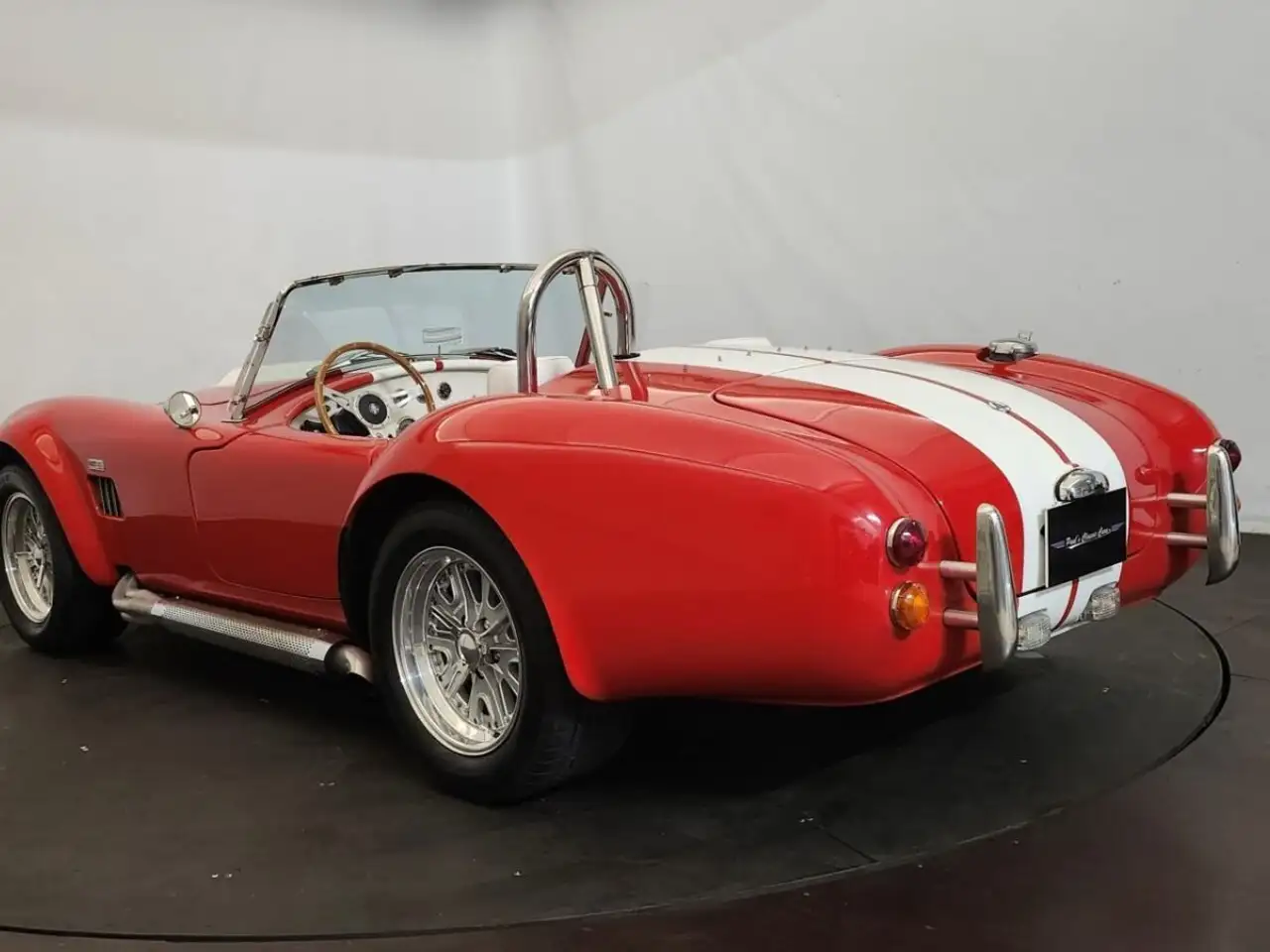 AC Cobra 427, foto 3