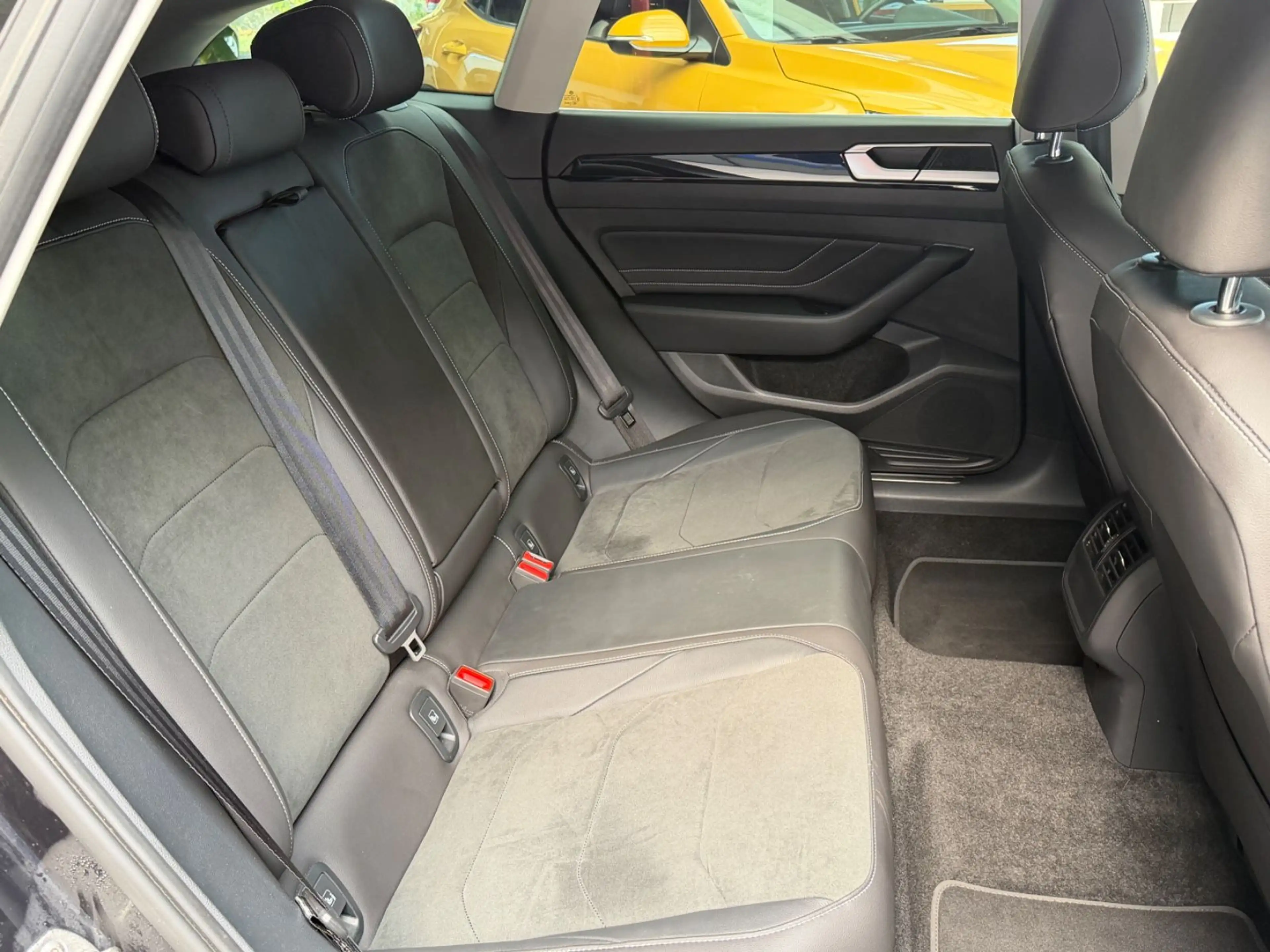 Volkswagen Arteon Shooting Brake 2.0 TDI Elegance*ACC*AHK* — photo 10