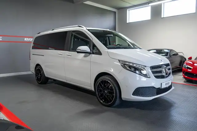 Mercedes-Benz V-Class view 6