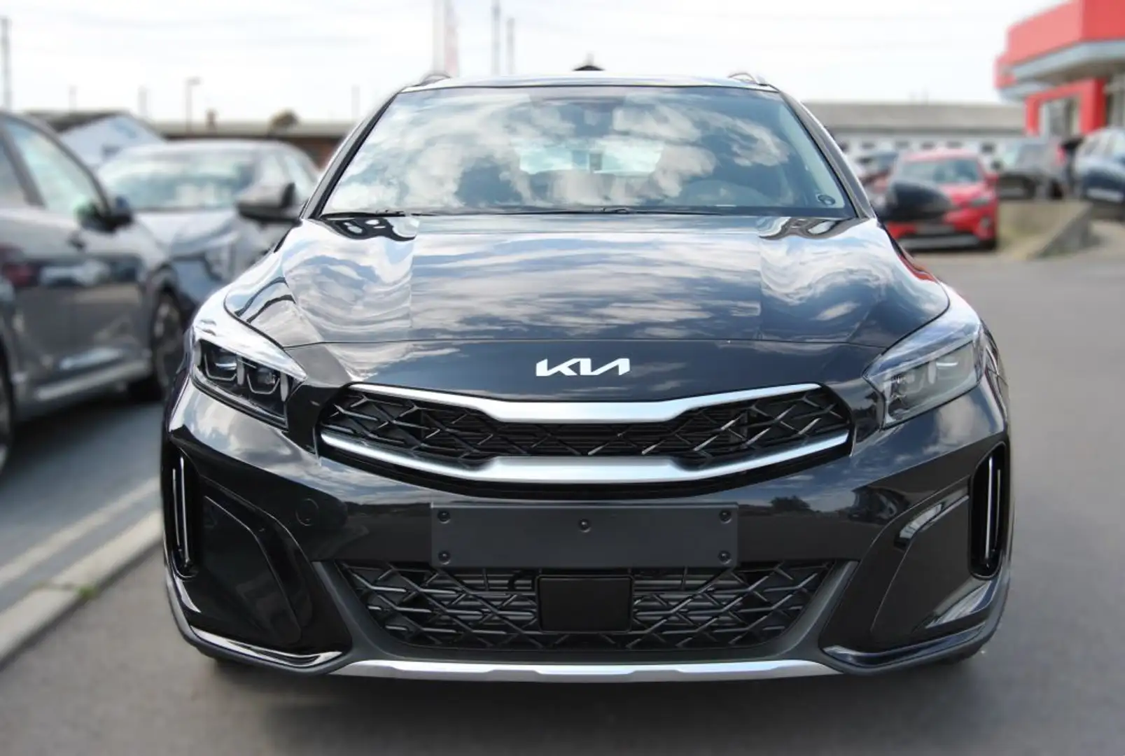 Kia XCeed 1.5 T-GDI DCT7 SPIRIT UVP 37.069 EUR Schwarz - 2