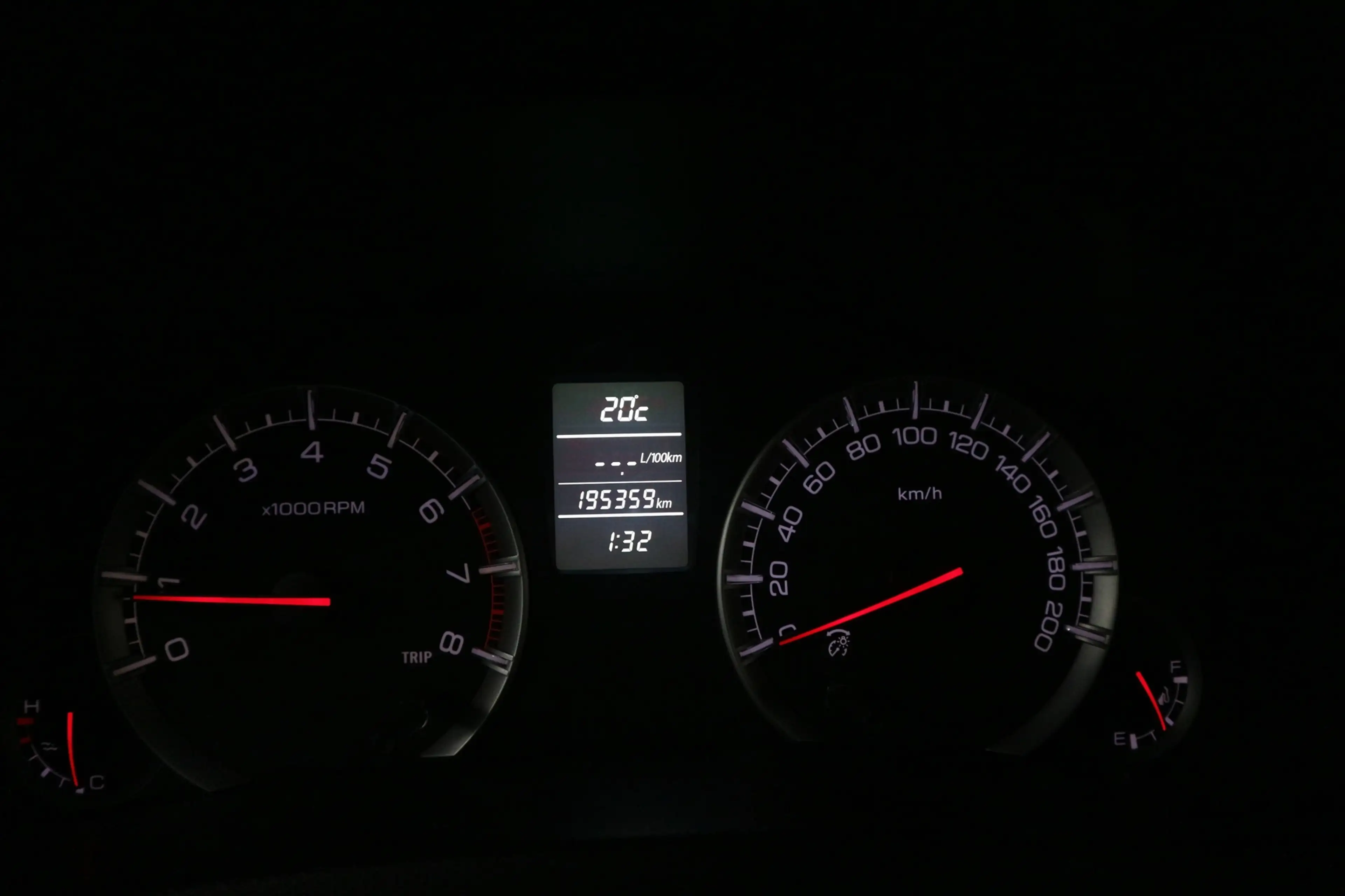 Suzuki Swift 1.2 Bandit EASSS / AC / 8 2027 ! ! — photo 4