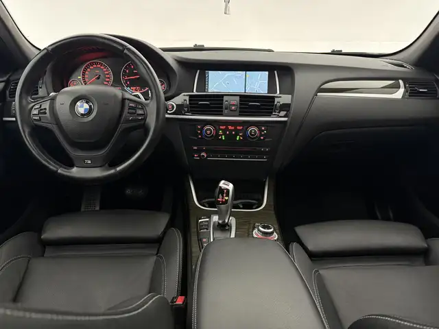 BMW X3 view 2