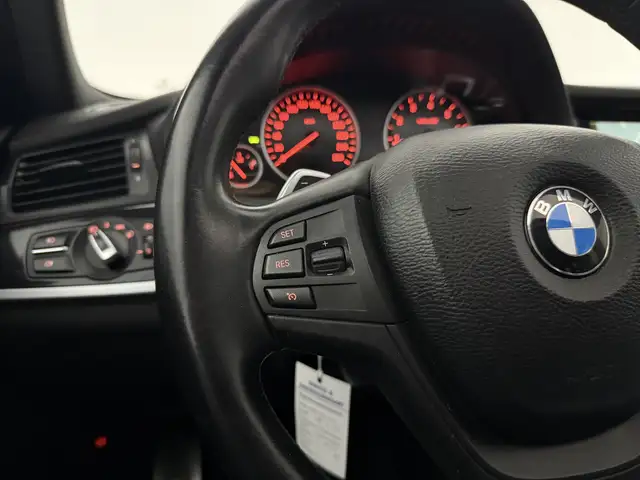BMW X3 view 25