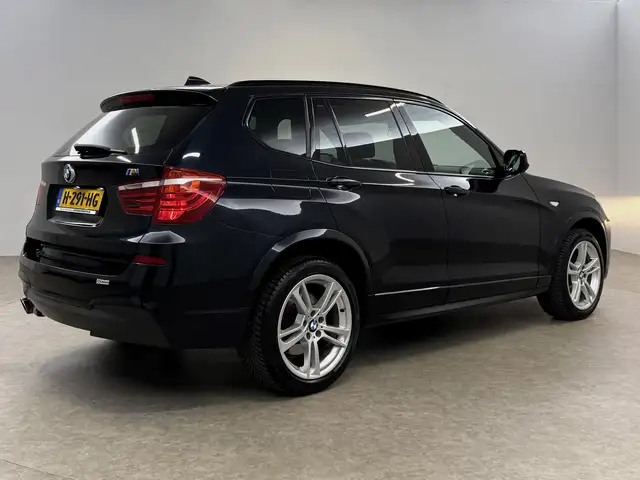 BMW X3 view 12