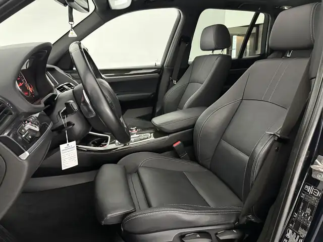BMW X3 view 16