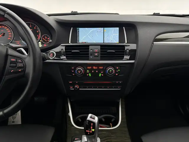 BMW X3 view 18