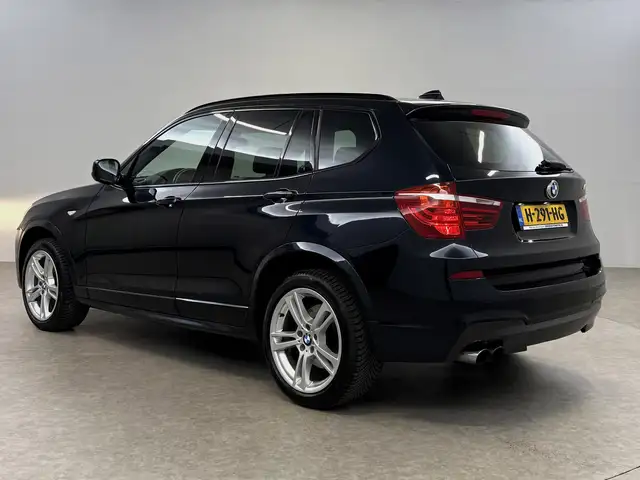 BMW X3 view 3