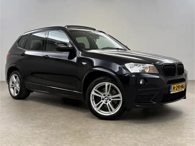 BMW X3 view 6
