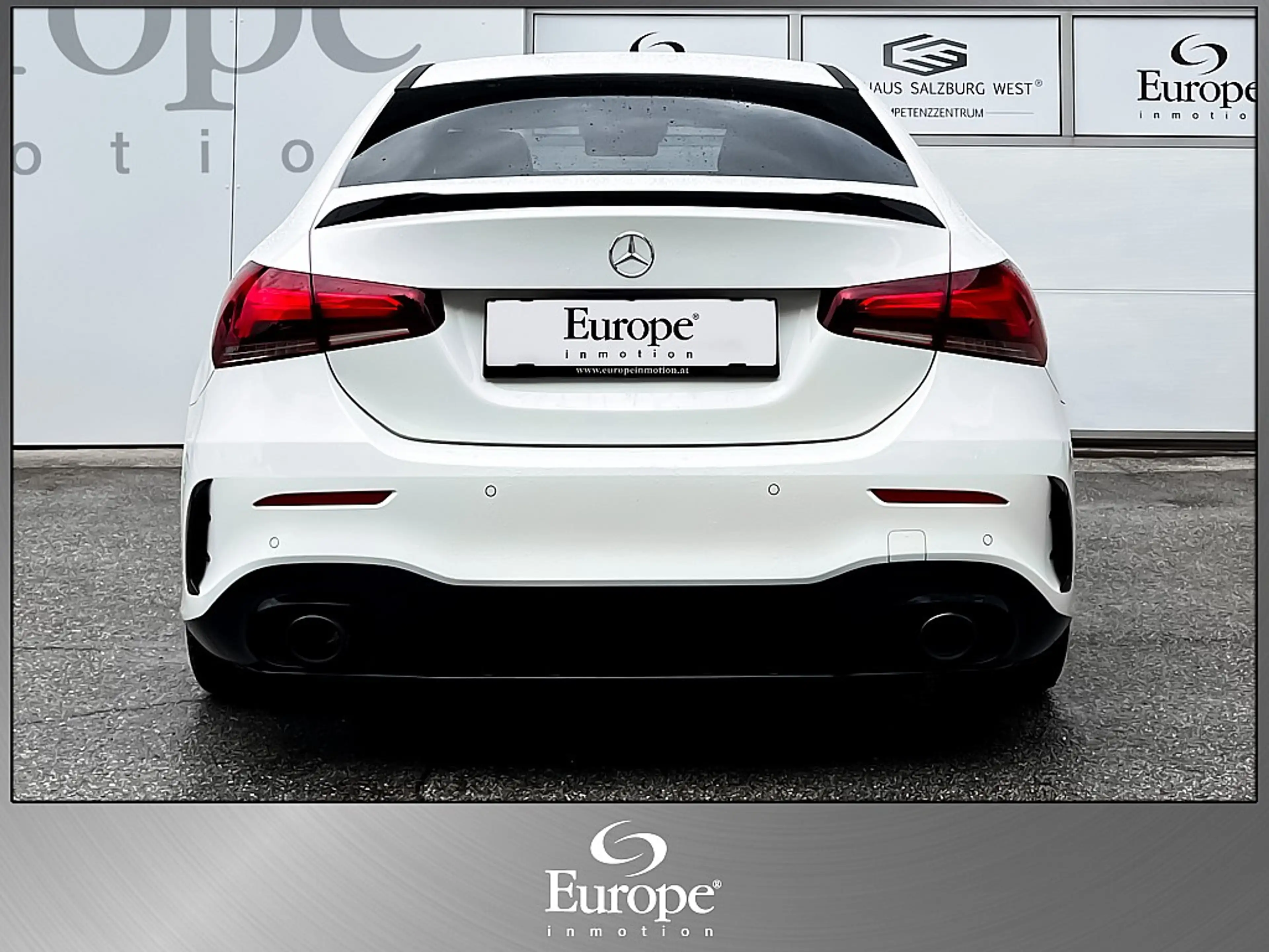 Mercedes-Benz A 35 AMG Limousine 4-Matic /Pano/LED/MBUX/Navi/ — photo 4