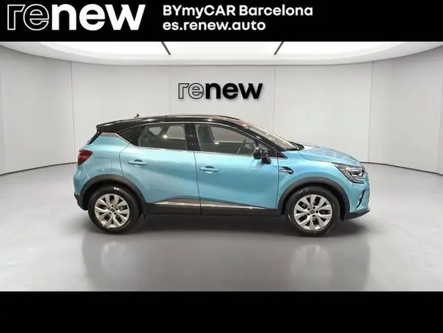 Renault Captur view 2