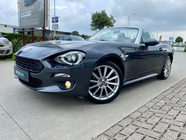Fiat 124 Spider Lusso