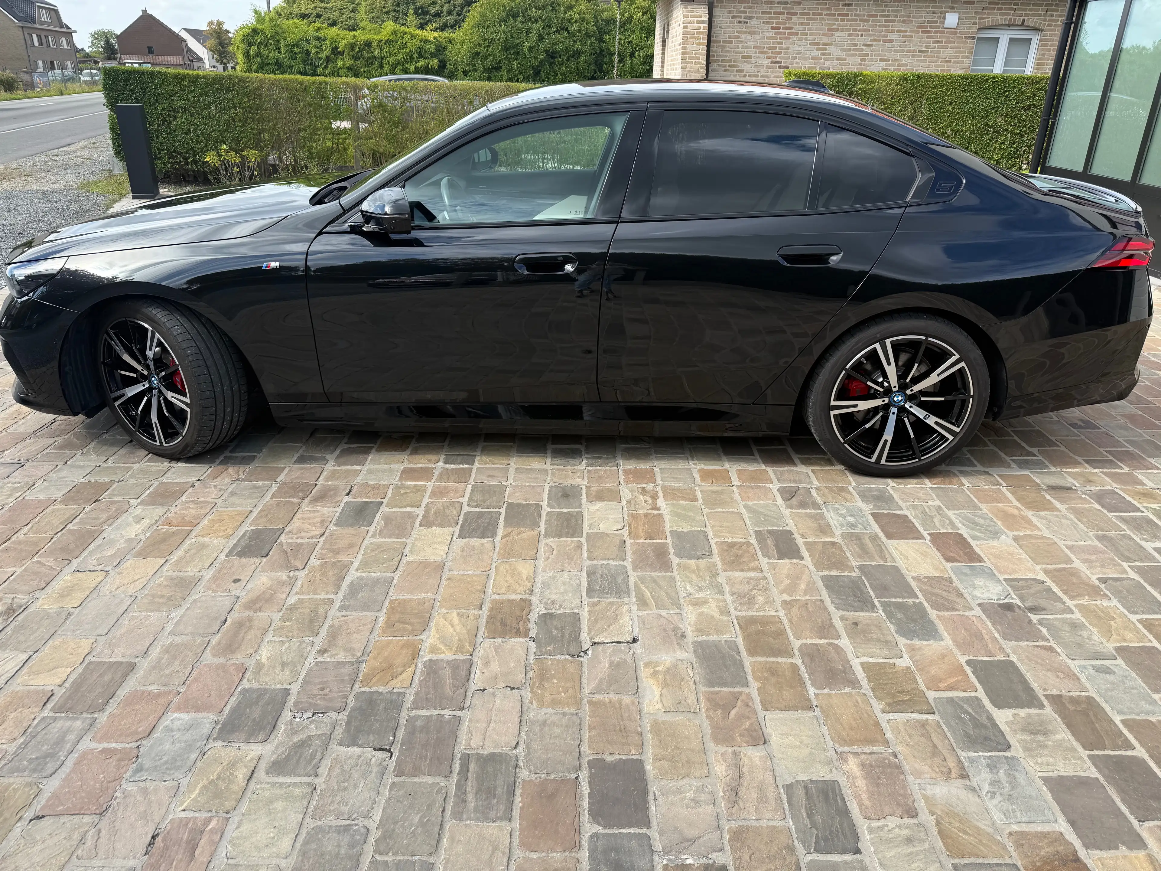 BMW i5 i5 83.9 kW xDrive40 M Edition — photo 6