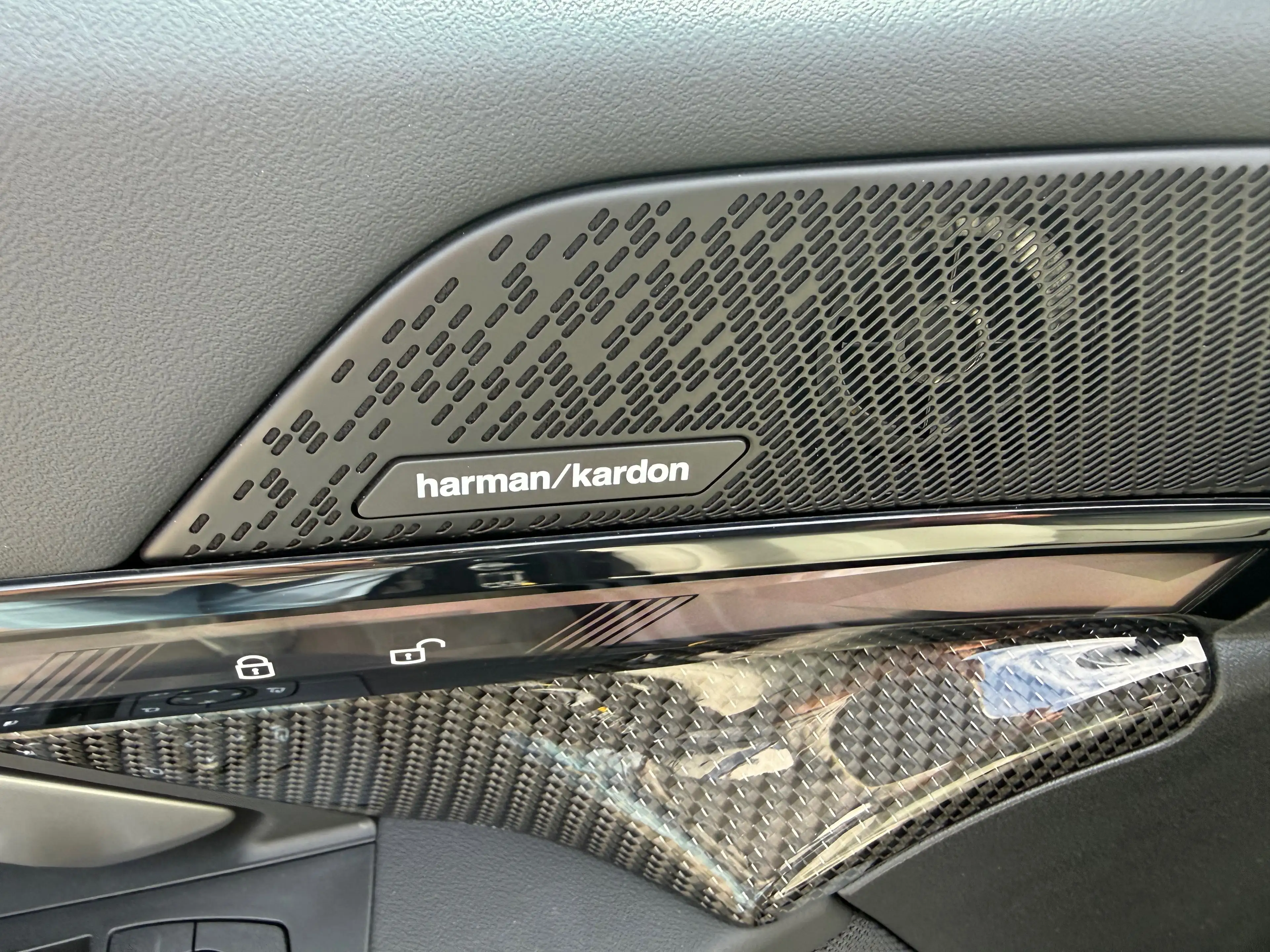BMW i5 i5 83.9 kW xDrive40 M Edition — photo 10