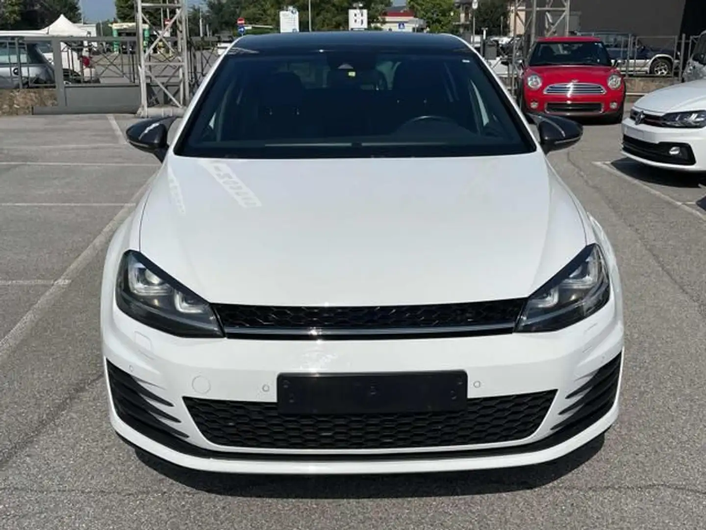 Volkswagen Golf GTD serie 7 Prezzo finale chiavi in mano € 20.000 Bianco - 2