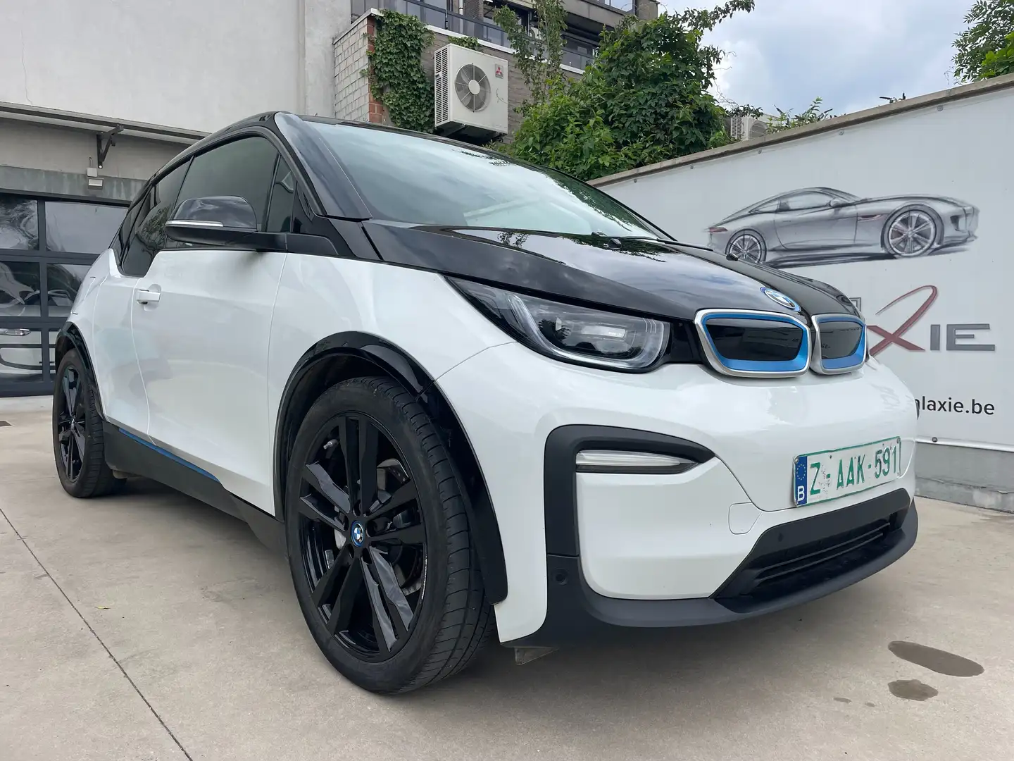 BMW i3 i3 120Ah - 42.2 kWh Advanced Camera Toit Pano ! ! Alb - 1