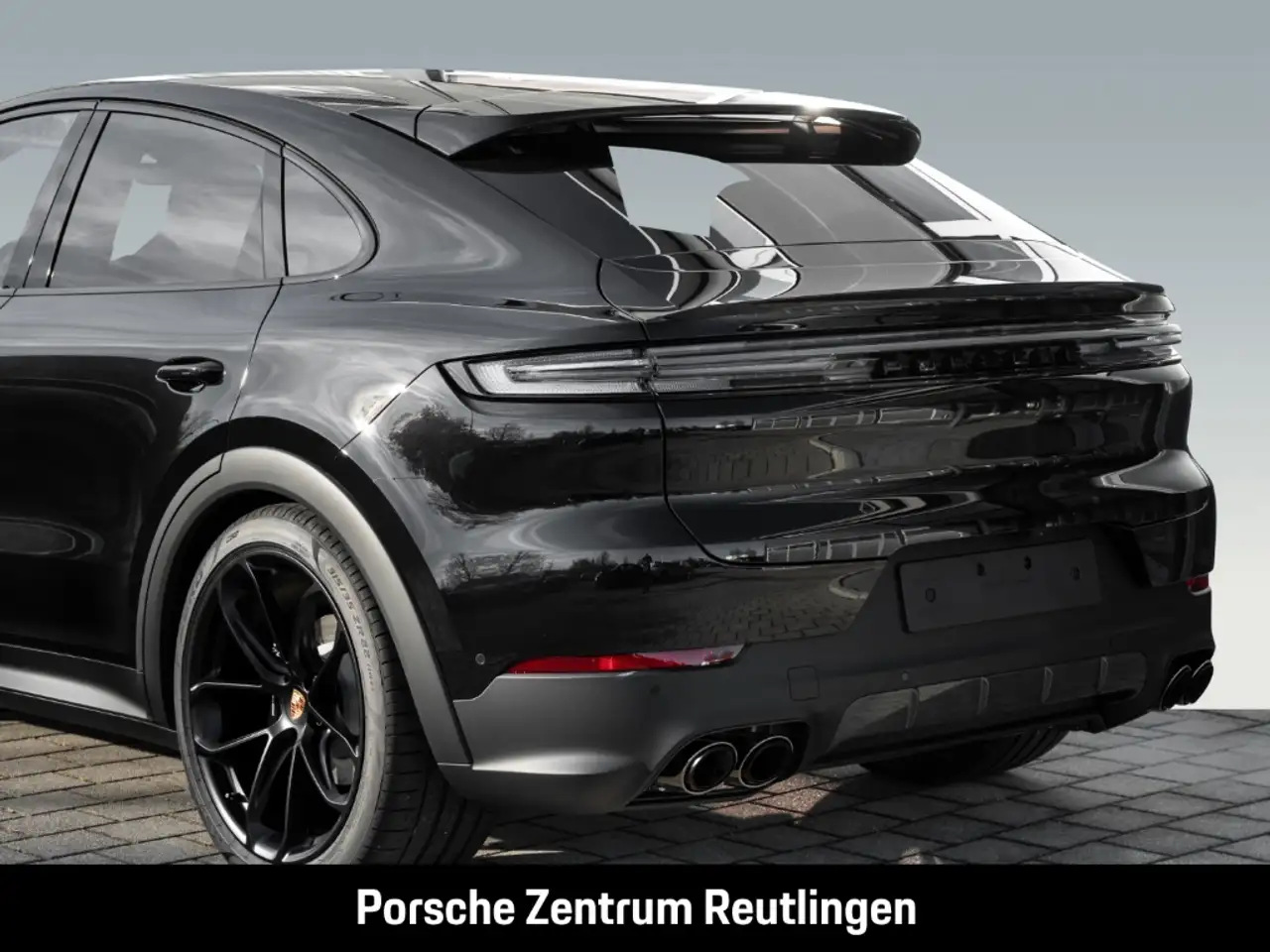 Porsche Cayenne Coupe Black Edition HA-Lenkung InnoDrive 15