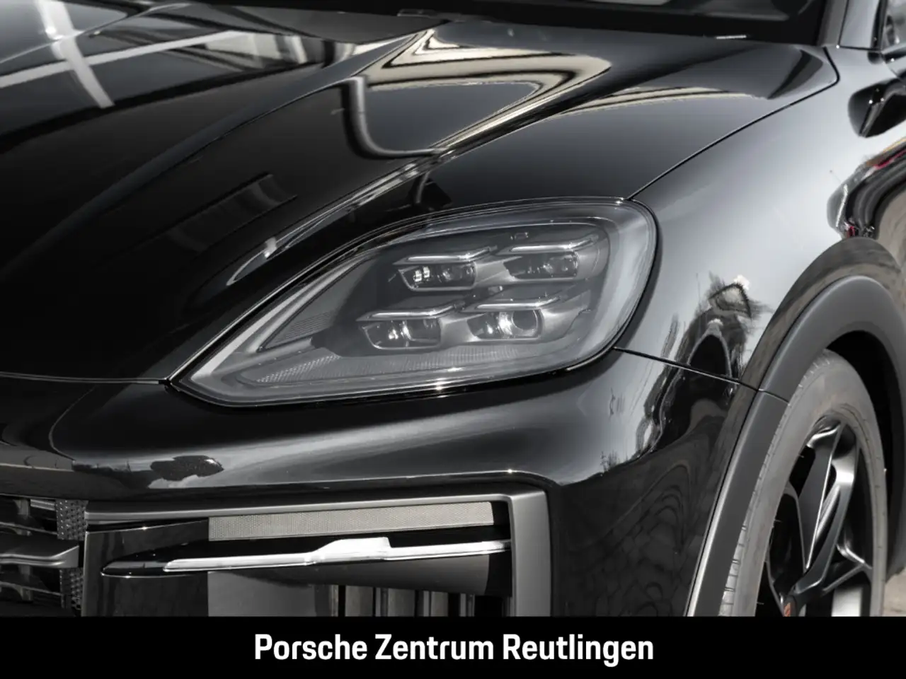 Porsche Cayenne Coupe Black Edition HA-Lenkung InnoDrive 13
